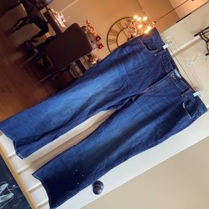 Levi’s Women’s Bootcut 590 Jeans